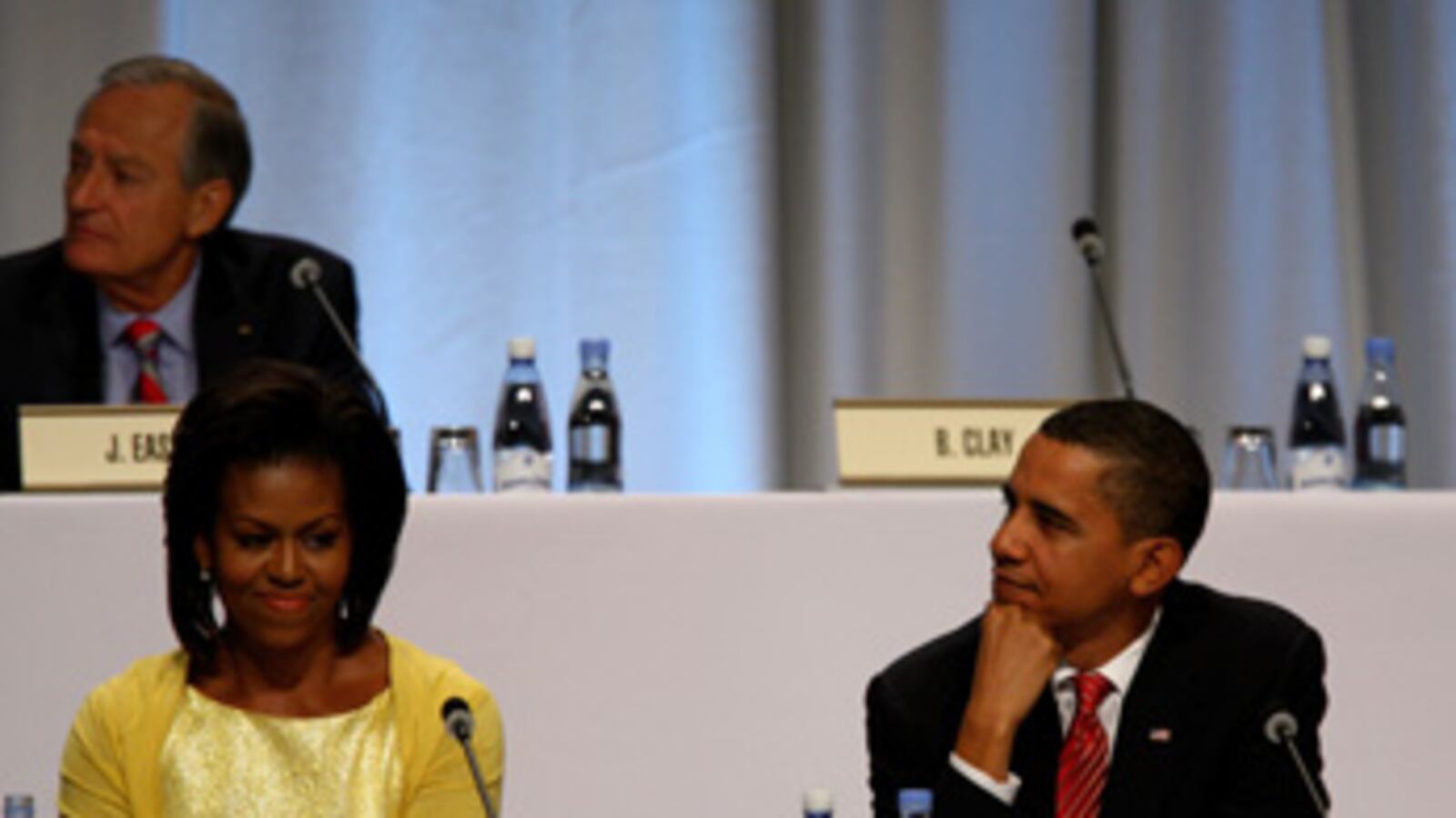 articles/2009/10/02/obamas-olympic-disaster/wolffe-obama-olympic-bust_53623_ypcduw