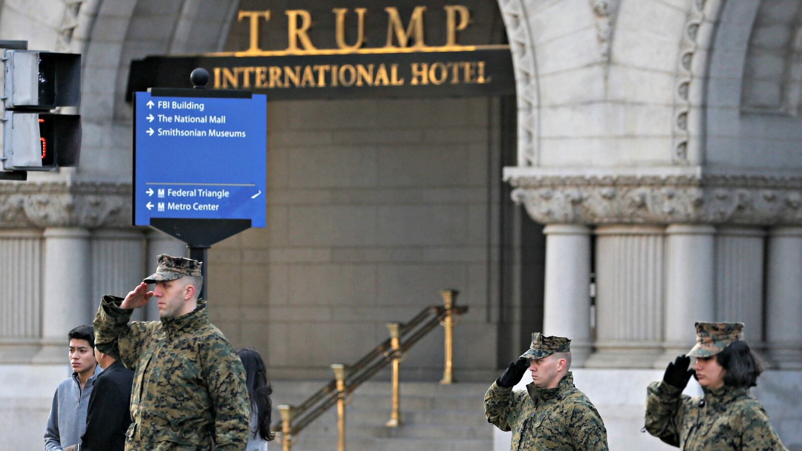 cheats/2017/01/18/trump-d-c-hotel-bans-media-for-inauguration/170118-trump-hotel-cheat_bxnvar