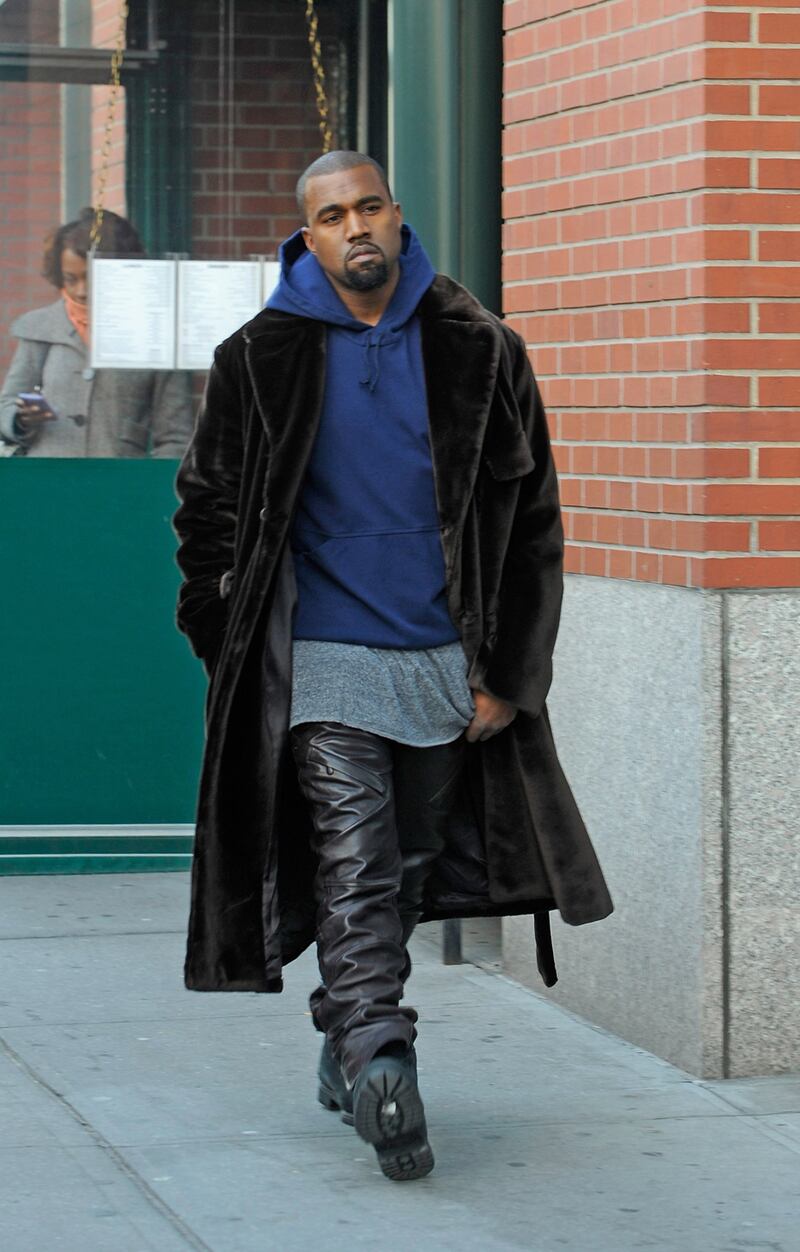 galleries/2012/12/28/the-best-and-worst-dressed-celebrities-of-2012-photos/best-worst-2012-west_kdu2zd