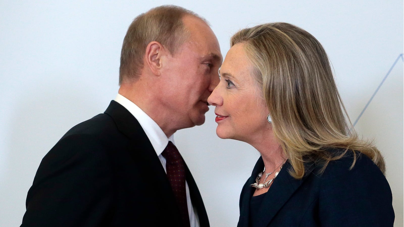 articles/2016/07/26/dnc-hacker-unmasked-he-really-works-for-russia-researchers-say/160726-youssef-dnc-hack-putin-tease_guchxp