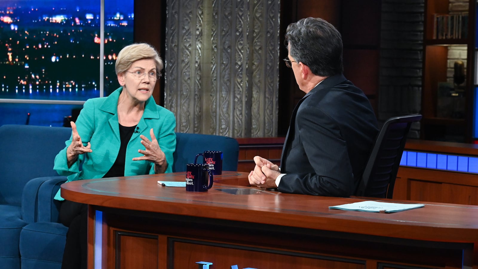 Sen_Elizabeth_Warren_photo_by_Scott_Kowalchyk_CBS_zh0vr8