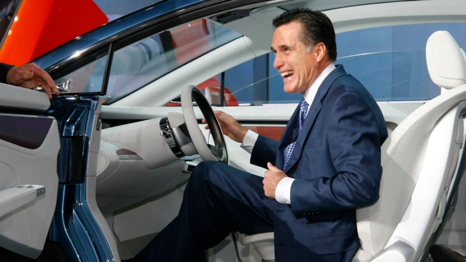 articles/2012/02/27/when-you-ve-lost-the-auto-executives/romney-auto_ndd2zj