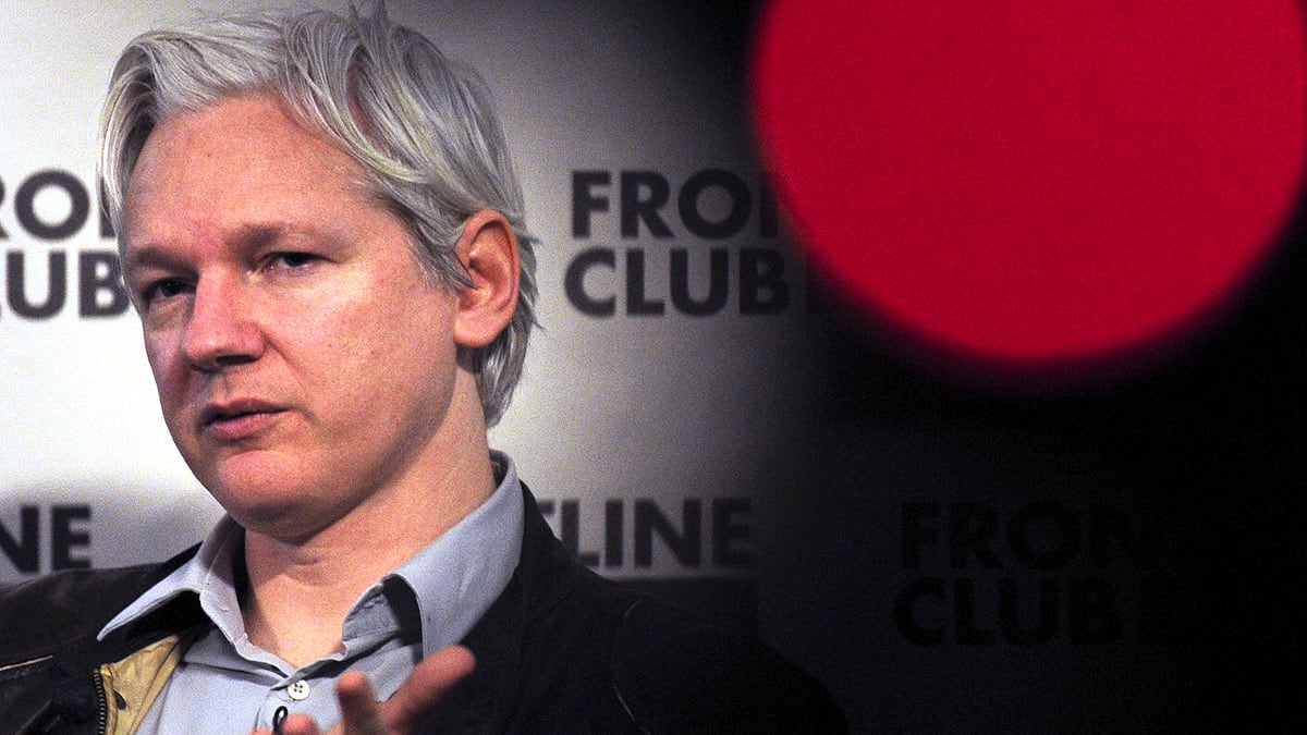 cheats/2012/03/17/assange-to-run-for-australian-senate/julian-assange-redot-cheat_mnexw8