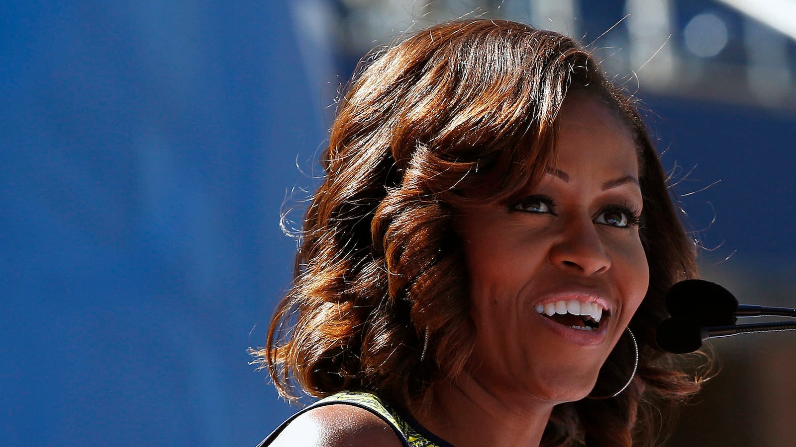 articles/2013/08/28/michelle-obama-gets-highlights-calvin-klein-ex-boyfriend-allegedly-writing-a-tell-all/130828-mobama-highlights-fashion-cheat_vb5w12