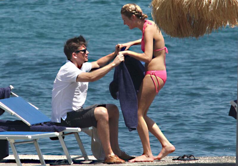 galleries/2010/07/29/celebrity-vacations/celeb-vacations---hartnett_ljyeai