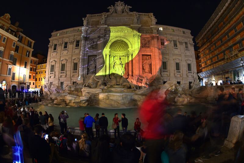 galleries/2016/03/23/the-world-mourns-with-belgium-photos/160323-belgium-mourns6_smsgo4