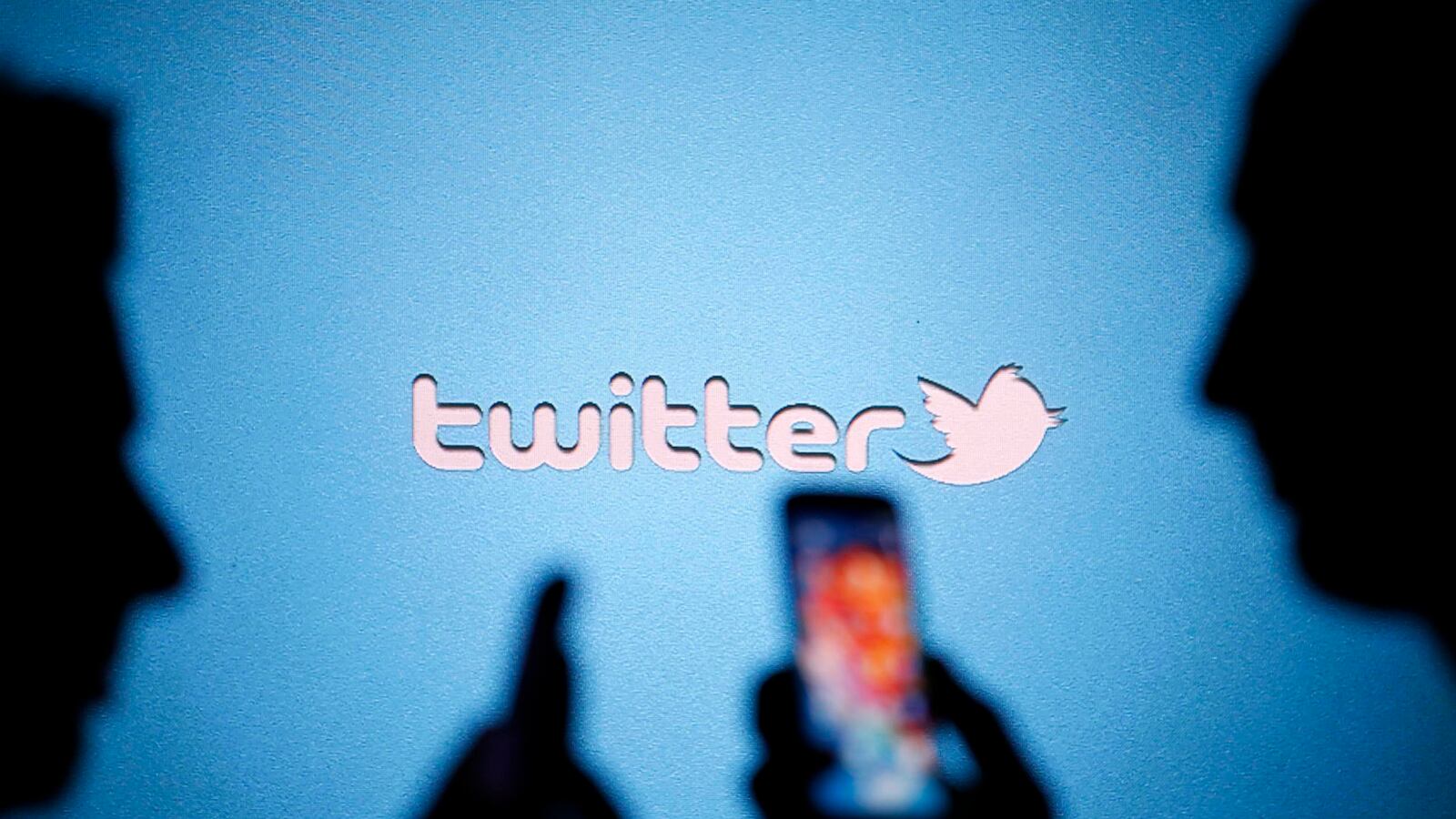 cheats/2013/09/10/twitter-buys-mobile-ad-firm/130910-twitter-mopub-cheat_ed9w8o