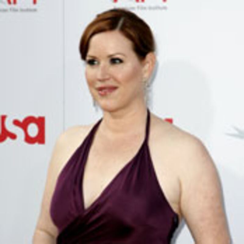 articles/2010/04/29/the-yes-list-molly-ringwald-still-pretty/ringwald_97213_otnuws