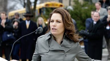articles/2011/03/26/minnesota-michele-bachmanns-loony-state/avlon-minnesota_169377_esy2bu