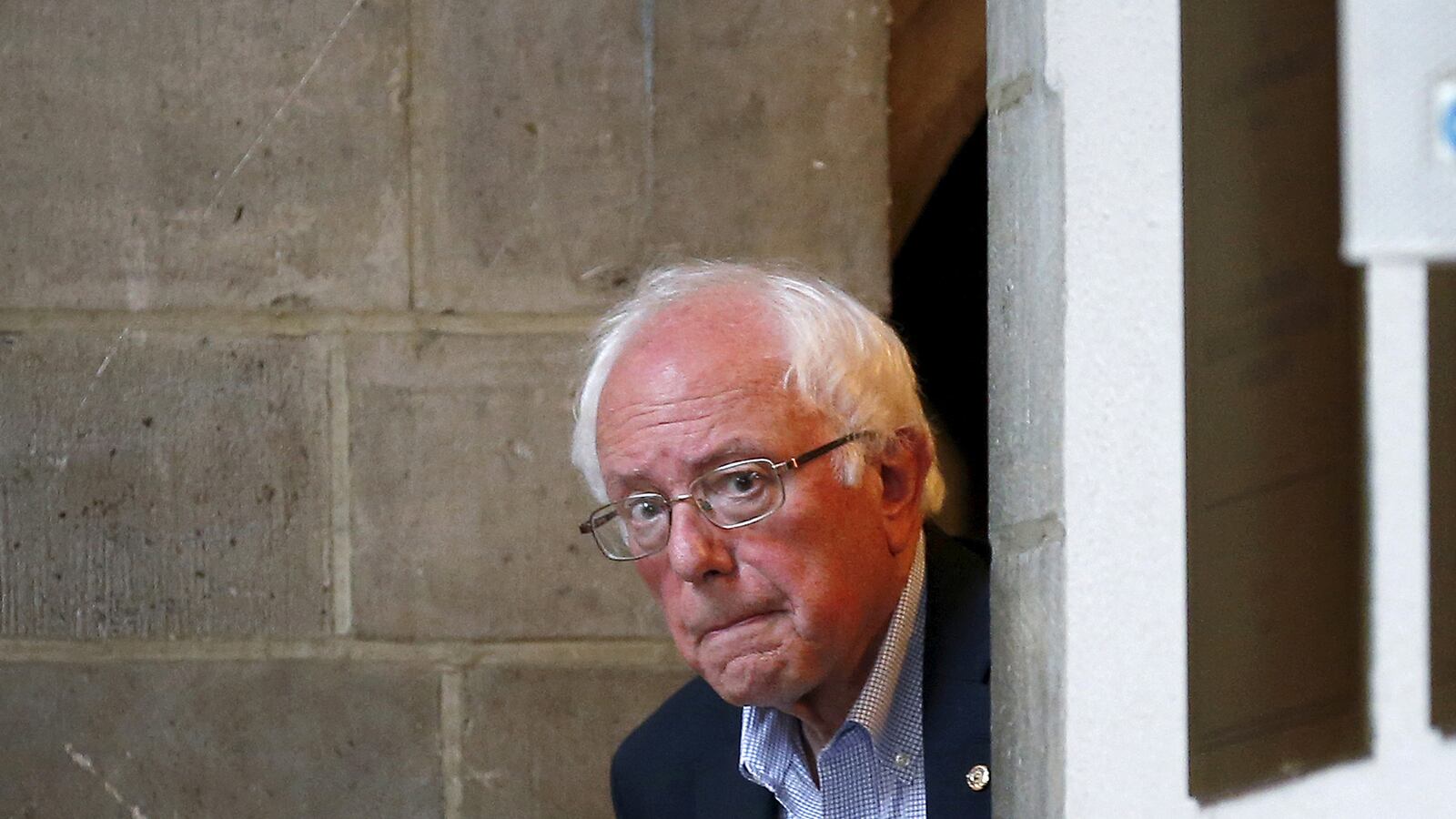 articles/2016/01/25/bernie-sanders-s-single-payer-health-care-plan-failed-in-vermont/160124-murphy-sanders-healthcare-tease_j27ikf