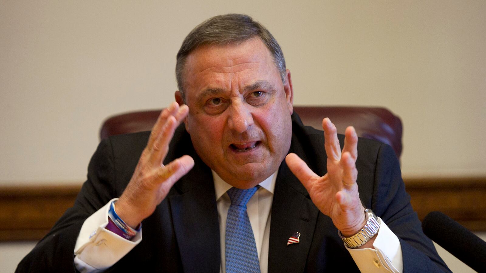 cheats/2013/08/20/maine-gov-obama-hates-white-people/130820-maine-gov-cheat_jclx9y