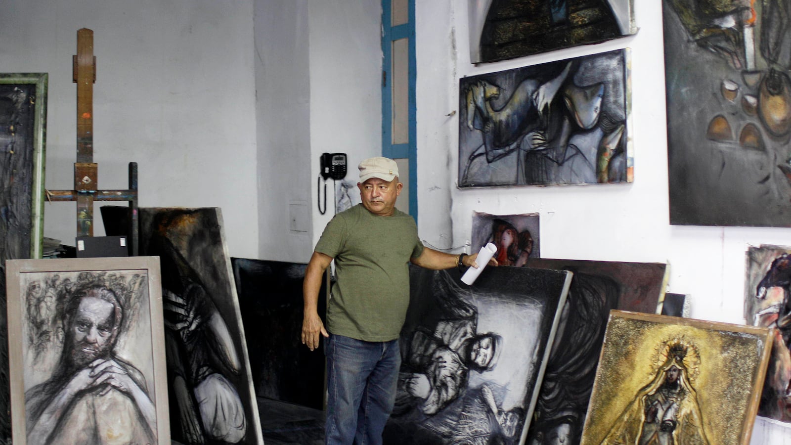 articles/2013/07/22/cuba-s-one-percent-is-not-who-you-think-it-is/130722-cuban-artists-cnbc-tease_lfsgeb