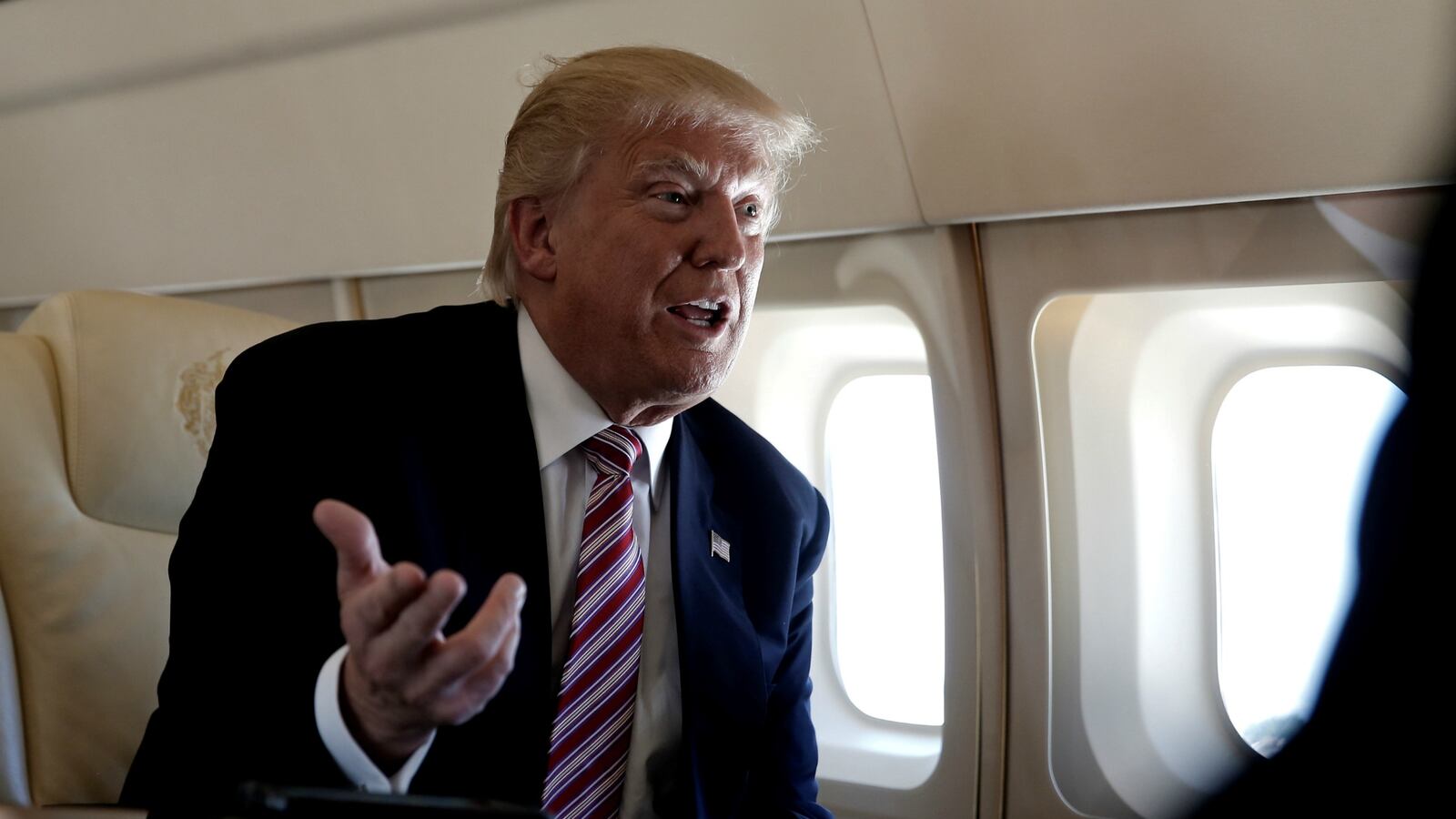 cheats/2016/09/05/trump-i-never-spoke-to-bondi-about-trump-u-case/160905-trump-bondi-cheat_mloard