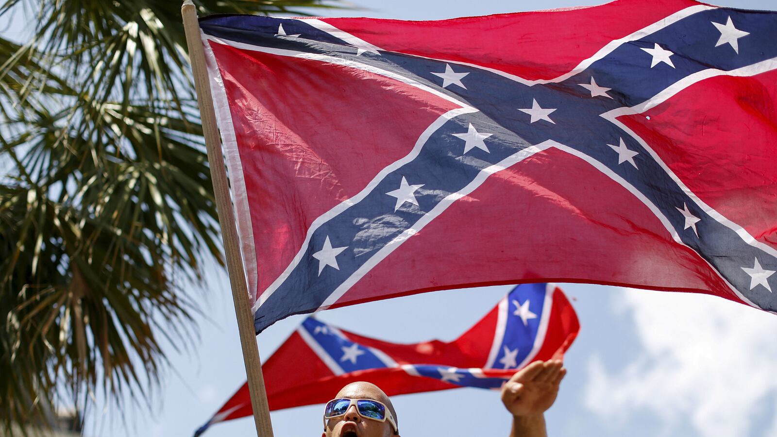 cheats/2015/07/29/132-confederate-flag-rallies-since-june/150729-confederate-cheat_n8owr5