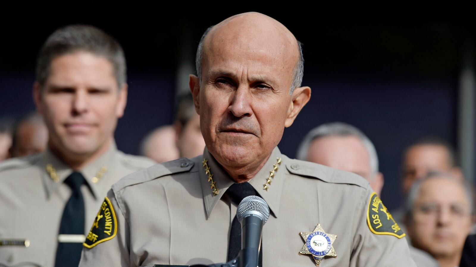 cheats/2016/02/10/ex-sheriff-to-plead-guilty-in-jail-abuse/160210-baca-cheat_zq3qxe