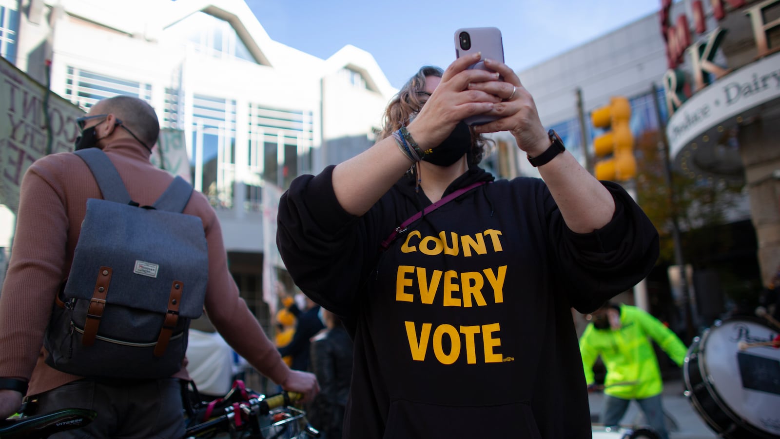 201106-weill-rawnsley-philly-texts-hero_tdauts