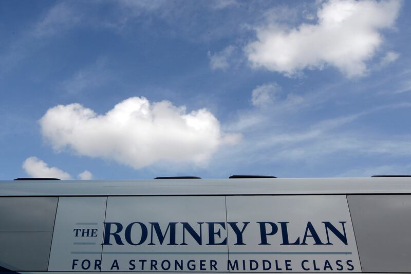galleries/2012/10/04/stuff-mitt-romney-likes-big-bird-lakes-more/mitt-likes-16_vnmb6g