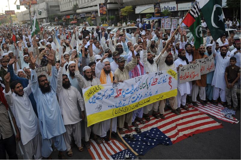 articles/2011/12/05/america-s-shadow-state-in-pakistan/pakistan-lake_gpnlnd