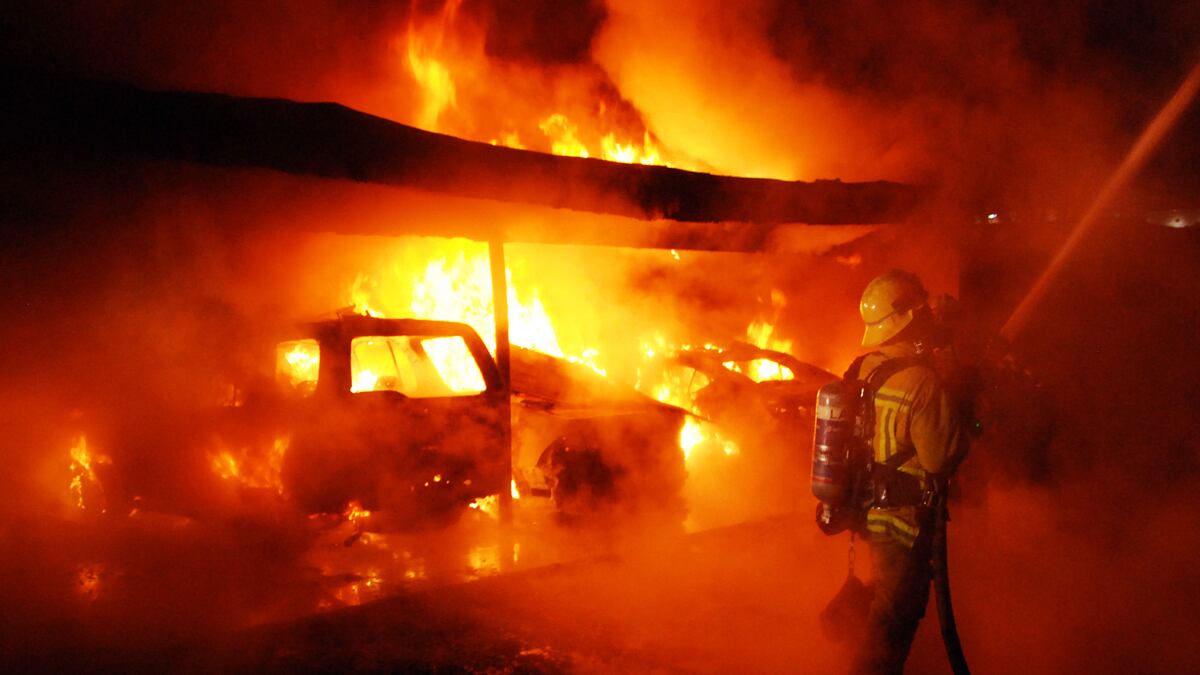 cheats/2012/01/02/arson-detainee-s-creepy-smile/los-angeles-arson-pelisek_hc9tcg