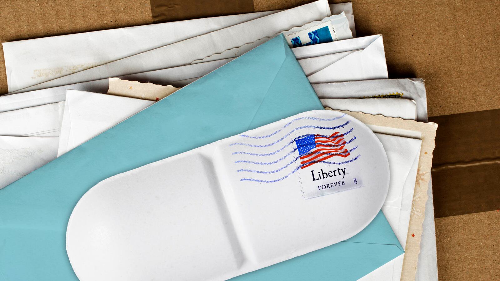 180319-Kucinich-opioids-mail-tease_kbewky