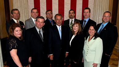 articles/2011/01/05/john-boehners-10-siblings-hit-washington-for-his-swearing-in-as-speaker/walshe-boehner-bunch_150812_xcnkvh