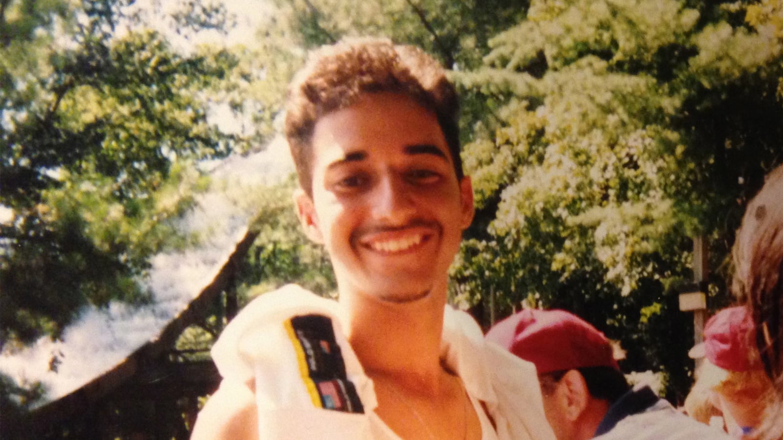 articles/2014/12/18/adnan-killed-her-no-jay-did-it-serial-s-uncertain-true-to-reality-end/141218-shire-serial-tease_ydwg1s