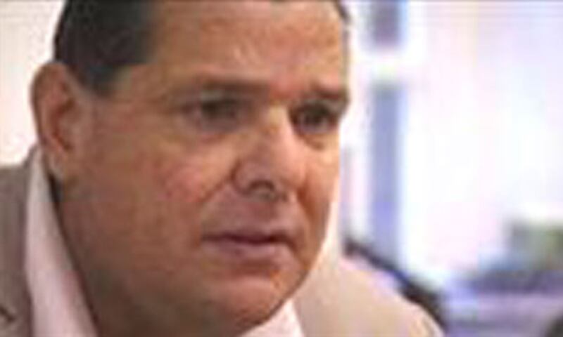 articles/2011/07/07/murdoch-folds-news-of-the-world-amid-phone-hacking-firestorm/sean-hoare-cheat_c479rp