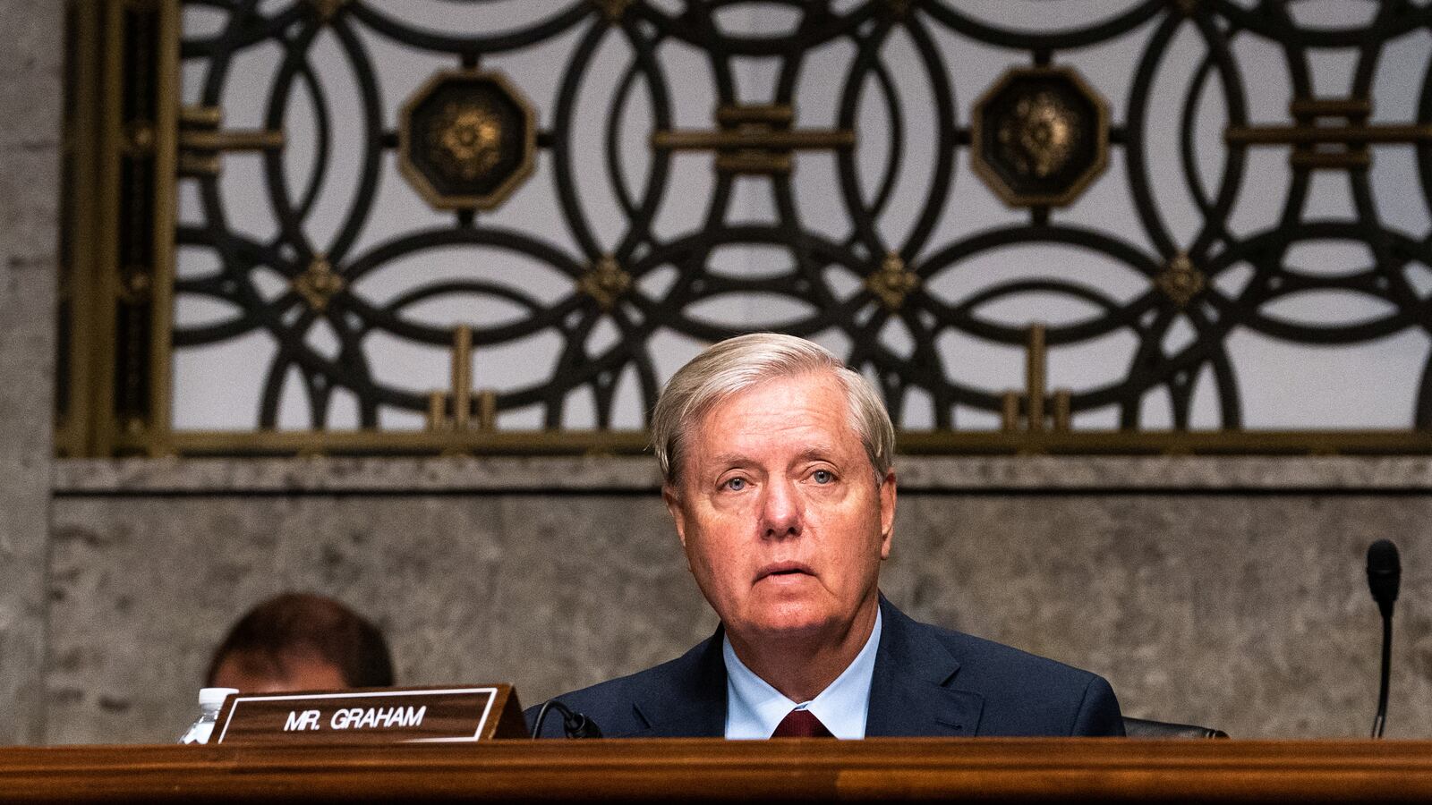 2020-09-16T182510Z_1400904326_RC2UZI9X5GZX_RTRMADP_3_HEALTH-CORONAVIRUS-USA-SENATE_akqdg9