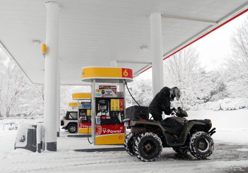 galleries/2010/12/26/blizzard-hits-the-northeast/snow-snow-snow-2_noswfe