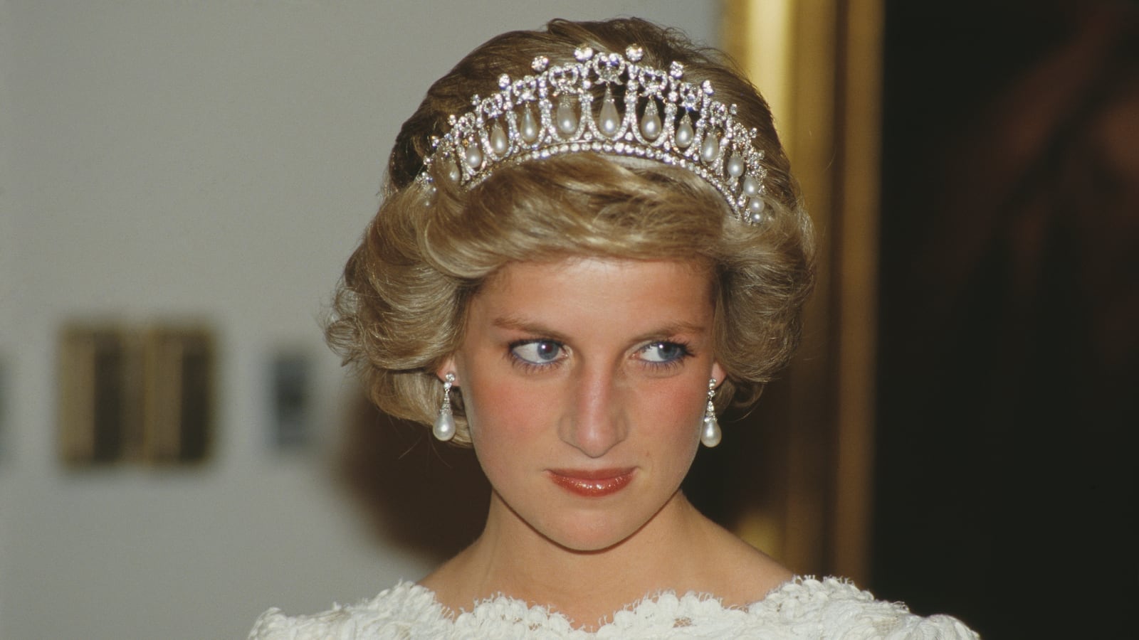 Diana, Princess of Wales, attends a dinner at the British Embassy in Washington, DC, November 1985.