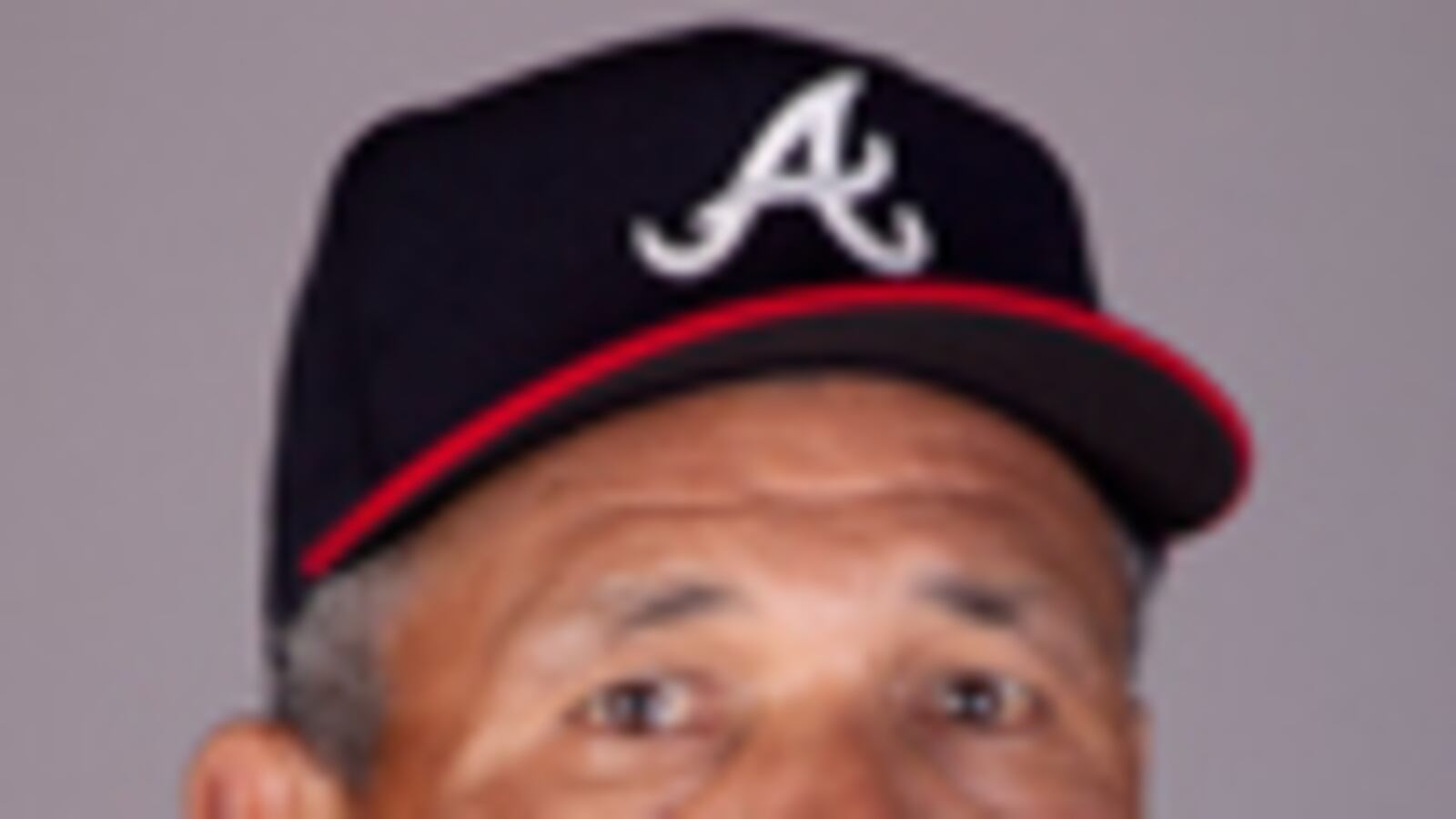 cheats/2011/03/17/braves-coach-loses-eye/baseball-coach-loses-eye-luis-salazar_qk09jj