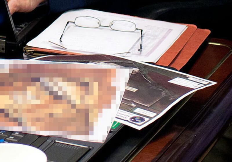 galleries/2011/05/05/situation-room-up-close/sit-room---logo_cjwnh0