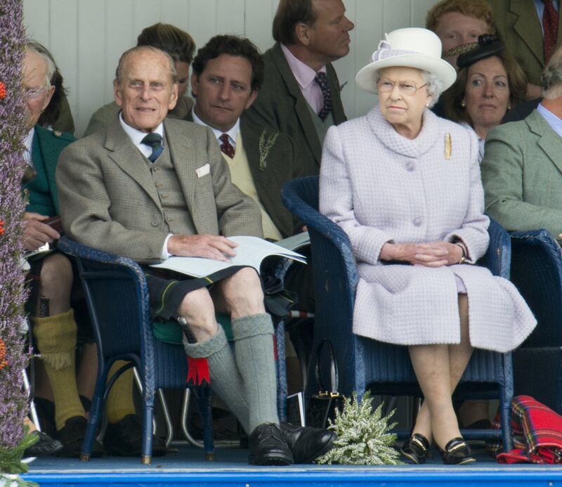 galleries/2012/12/28/a-mad-2012-for-the-house-of-windsor-photos/royal-year-phillipflash_tgu0or
