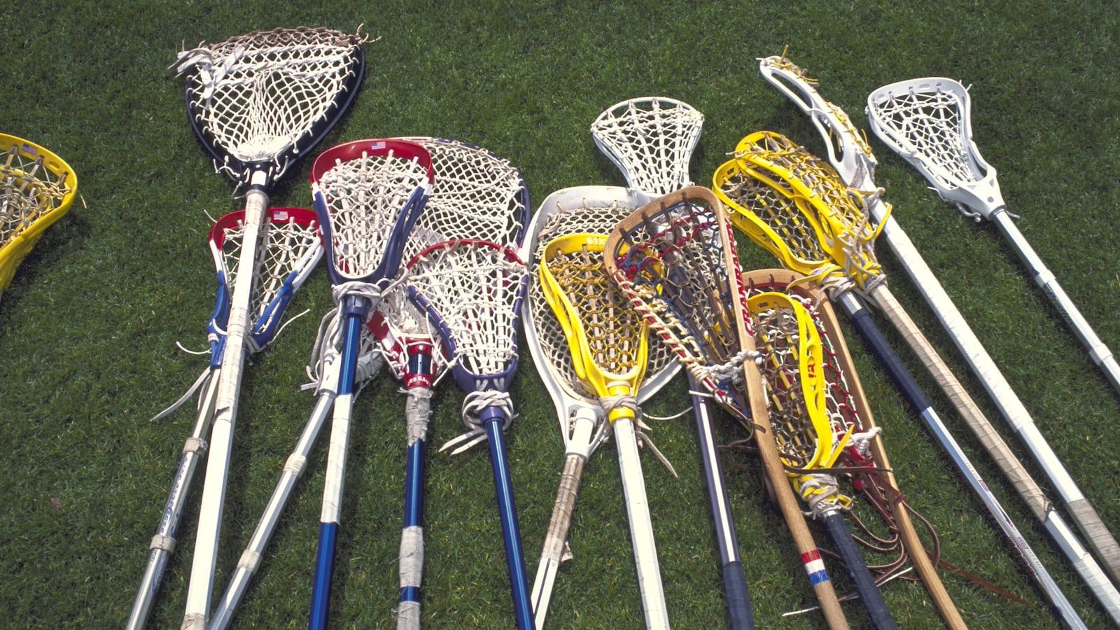 2001-07-14T000000Z_1_MT1ACI1782622_RTRMADP_3_LACROSSE_xfk6yg