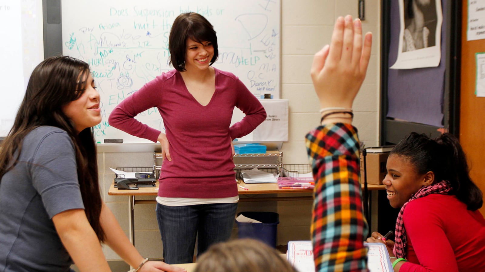 cheats/2011/06/25/u-s-teachers-most-productive/teacher-hours-classroom-cheat_gogjiz