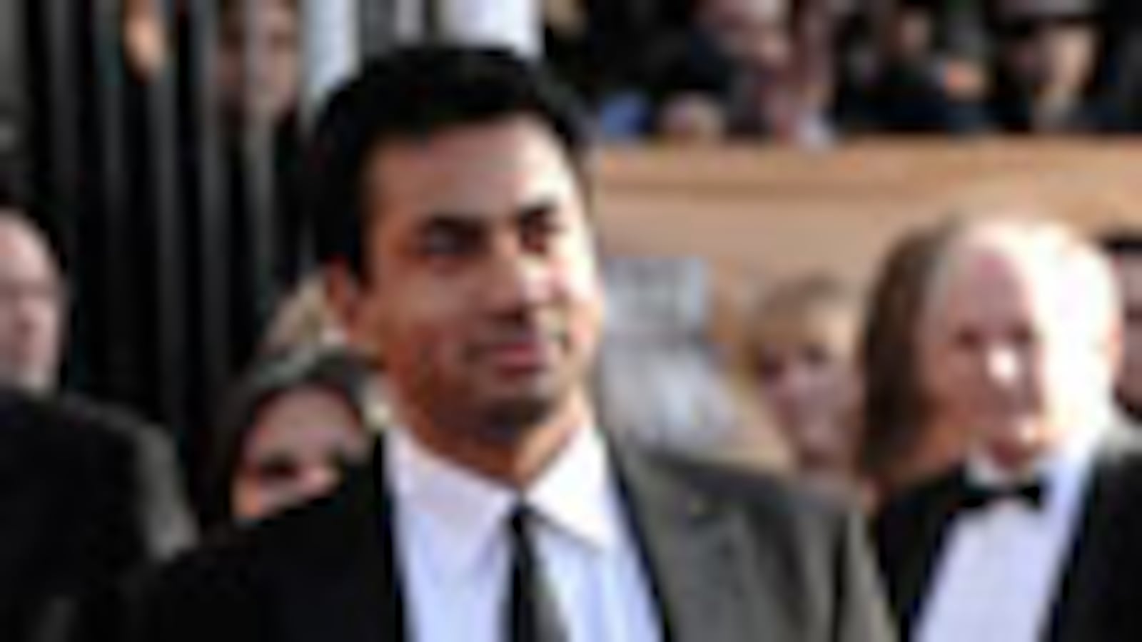 cheats/2010/04/02/actor-kal-penn-to-leave-white-house/kal-penn_pxck0h