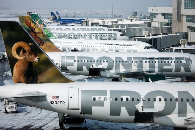 galleries/2011/10/13/riskiest-airlines-photos/riskiest-airlines-frontier_mlvqpe