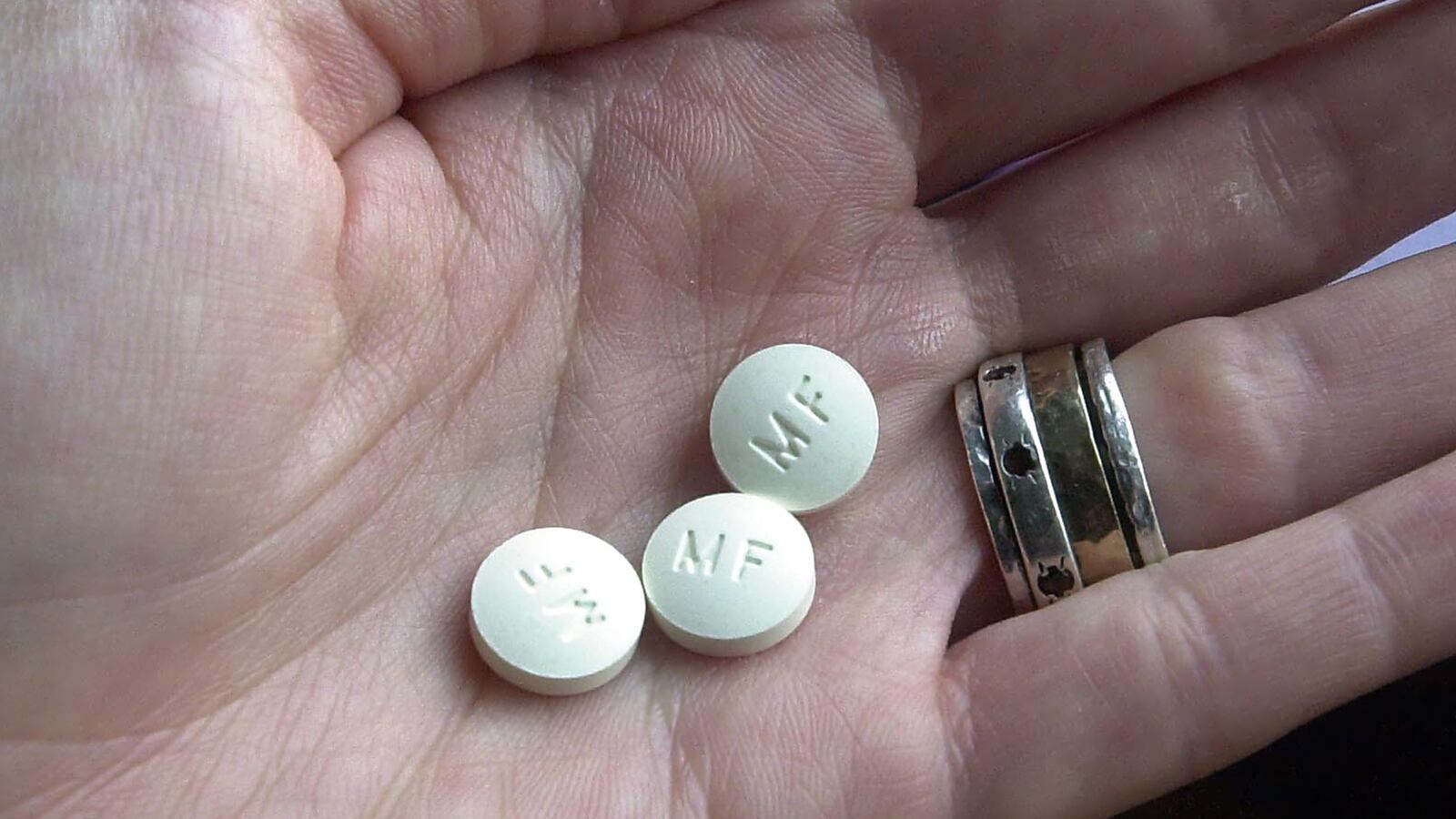 articles/2016/08/30/no-ohio-abortion-restrictions-didn-t-help-women-and-may-have-hurt-some/160830-allen-abortion-pills-ohio-tease_q0ggc4