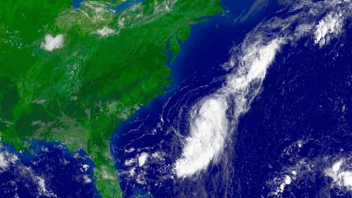 cheats/2012/05/27/tropical-storm-beryl-nears-u-s/tropical-storm-cheat_vraych