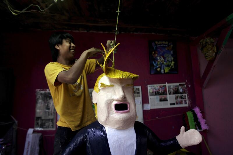 galleries/2016/07/06/donald-trump-pinatas-are-yuge/160706-trump-pinatas-02_fshajy
