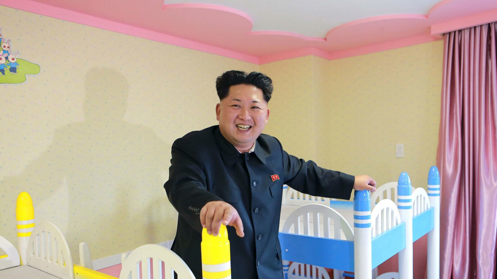 cheats/2015/04/29/kim-jong-un-executes-15-top-officials/150429-north-korea-cheat_e05yec