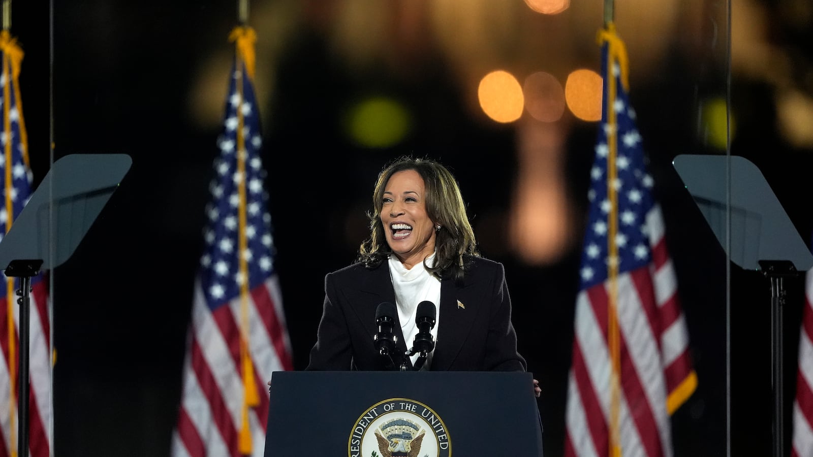 WASHINGTON, DC - OCTOBER 29: Democratic presidential nominee U.S. Vice President Kamala Harris smiles during a campaign rally on the Ellipse on October 29, 2024 in Washington, DC. With one week remaining before Election Day, Harris delivered her “closing argument,” a speech where she outlined her plan for America and urged voters to “turn the page” on Republican presidential nominee, former U.S. President Donald Trump. (Photo by Kent Nishimura/Getty Images)