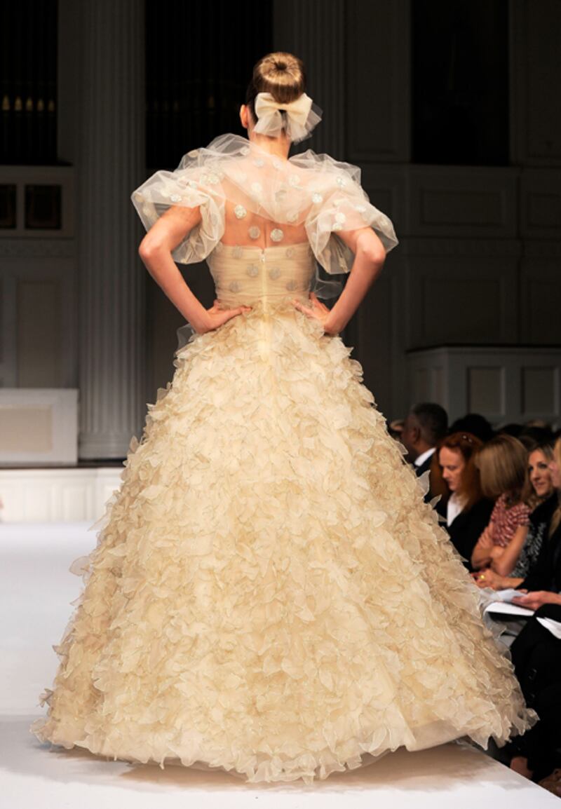 galleries/2010/09/16/fashion-wrap-day-8/fashion-wrap-day-8---oscar-1_rkmjvj