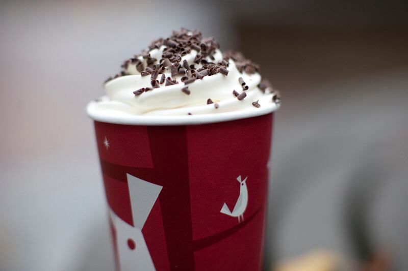 galleries/2012/12/18/10-most-fattening-holiday-drinks-white-hot-chocolate-more-photos/starbucks-peppermint-white-chocolate-mocha-fattening-holiday-drinks-4_qhfzch