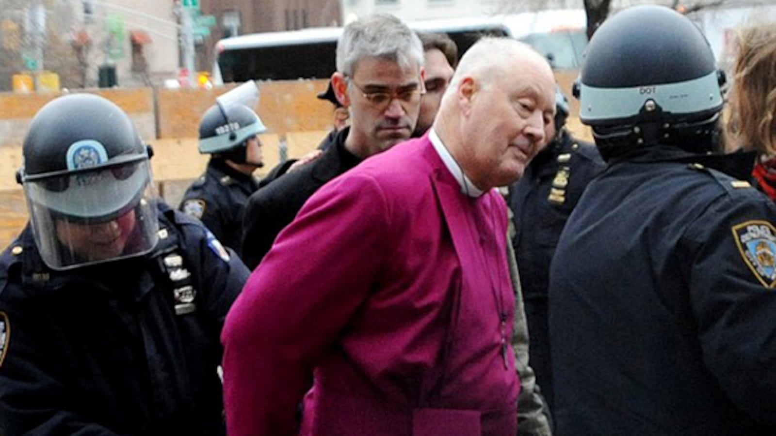 cheats/2011/12/18/bishop-arrested-in-wall-street-protests/bishop-arrested-ows-cs_uwmpou