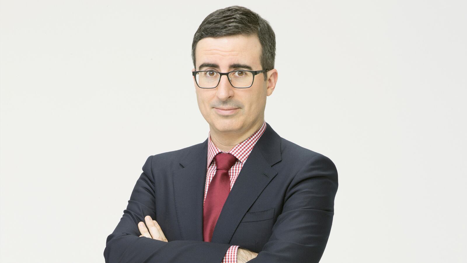 articles/2015/09/14/john-oliver-slams-pointless-queen-elizabeth-ii/150913-stern-oliver-tease_zcr3fw