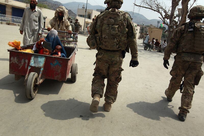articles/2011/09/01/afghanistan-s-endgame-and-pakistan-s-role/afghanistan-pakistan-us-policy-rehman_vwjxwn