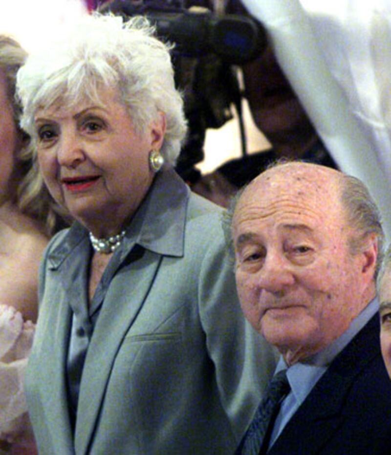 galleries/2010/09/02/america-s-top-30-job-creators/ceo-job-creation---elliot-handler_dwkvmm