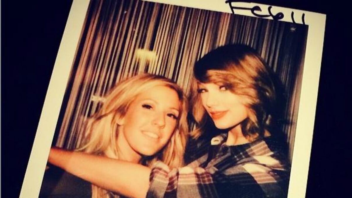 articles/2014/02/12/taylor-swift-debuts-new-short-hair-paul-walker-last-film-releases-trailer/Taylor_Swift_Instagram_Hair_rwzfu8