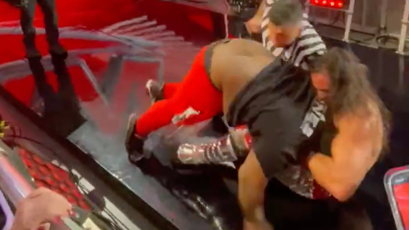 Screen_Shot_2021-11-24_at_7.05.35_PM_afnp0e